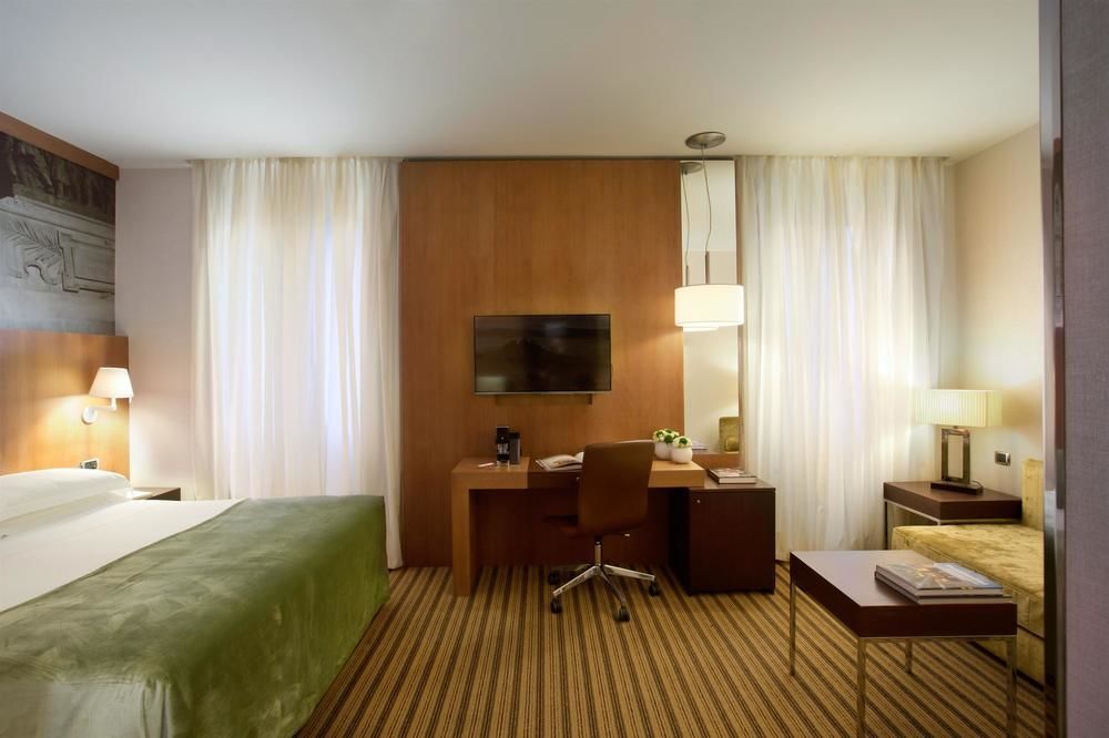 Starhotels Ritz 4* Milán